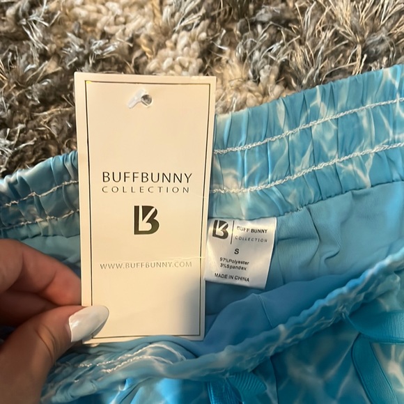 BUFFBUNNY flo shorts - Picture 3 of 3